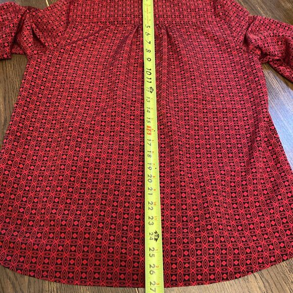 The Tog Shop Women’s Tunic Size Medium V Neck Geometric Red 3/4 Sleeve - Picture 11 of 11